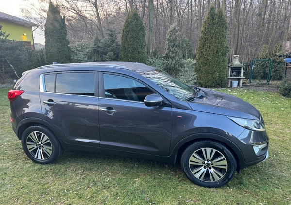 Kia Sportage cena 46900 przebieg: 229000, rok produkcji 2014 z Miłakowo małe 742